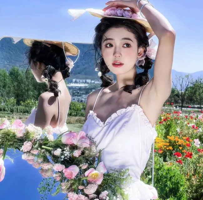 与一位女士合影
